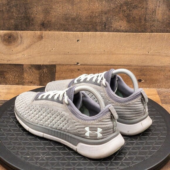 UNDER ARMOUR LIGHTNING 2 WOMENS ATHLETIC SHOES RUNNING WALKING TRAIN GRAY SZ 8.5 - Picture 6 of 9